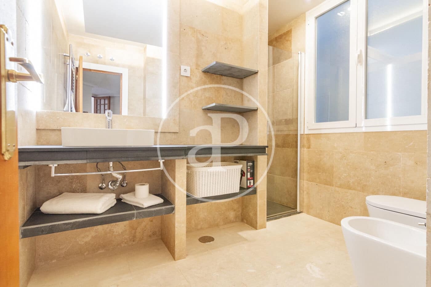 1 quarto Apartamento para arrendar em Madrid cidade - 2 755 € (Ref: 8726469)