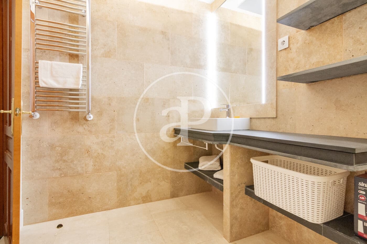 1 quarto Apartamento para arrendar em Madrid cidade - 2 755 € (Ref: 8726469)