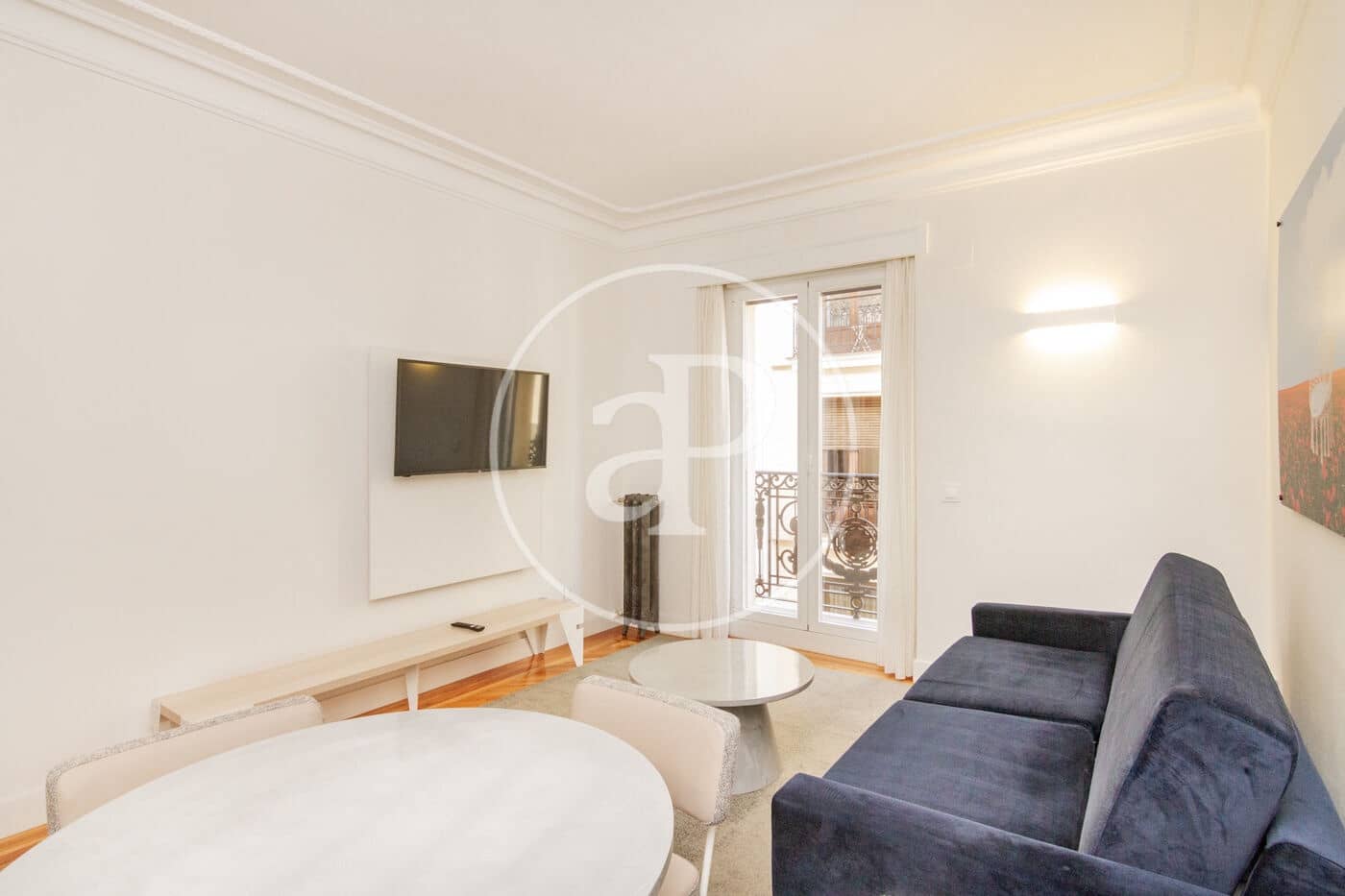 1 quarto Apartamento para arrendar em Madrid cidade - 2 340 € (Ref: 8726470)