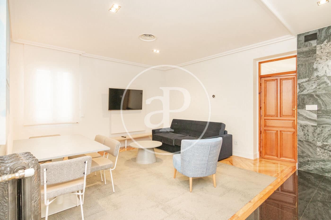 1 soveværelse Lejlighed til leje i Madrid by - € 2.625 (Ref: 8726471)