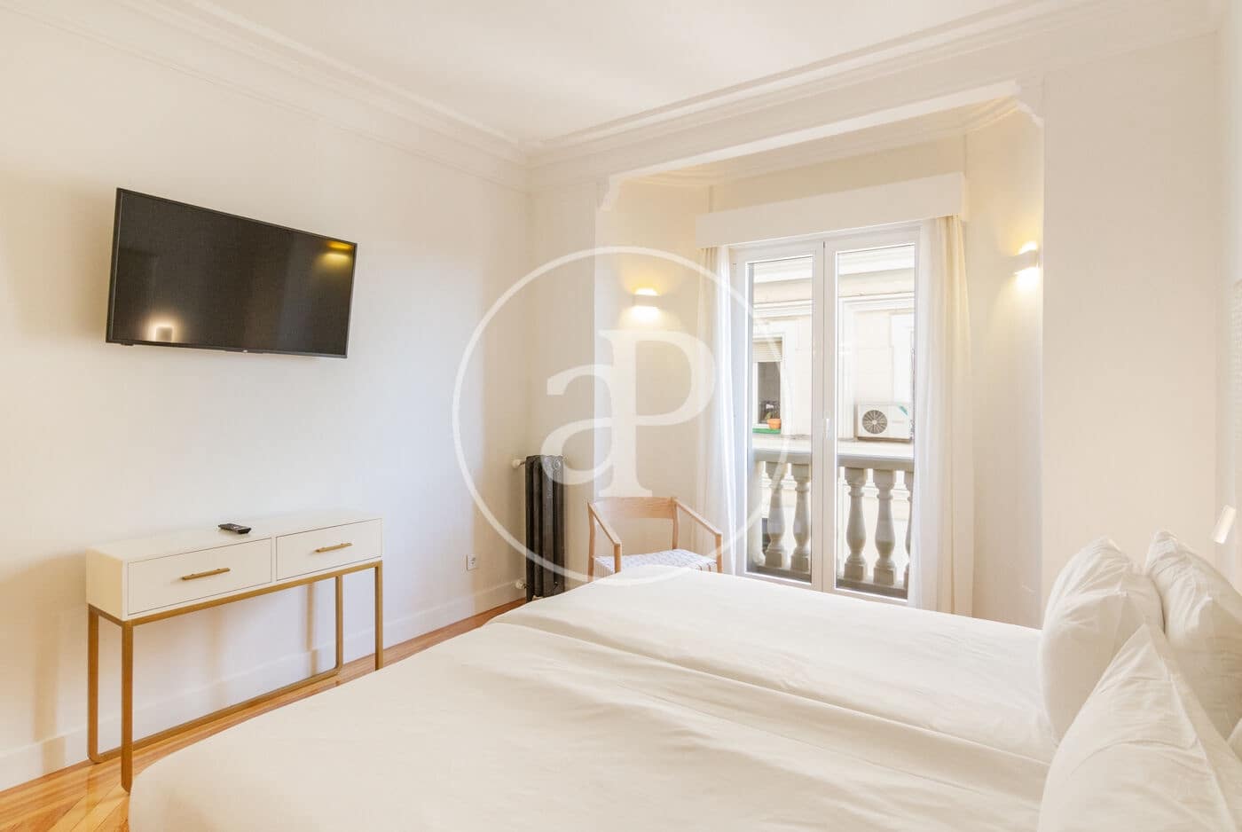 1 soveværelse Lejlighed til leje i Madrid by - € 2.625 (Ref: 8726471)