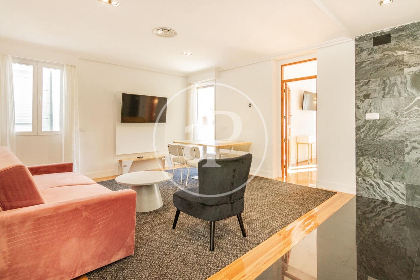 1 soverom Penthouse til leie i Madrid by - € 2 835 (Ref: 8726472)