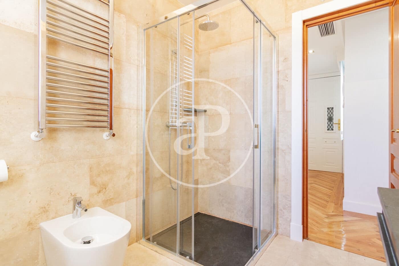 1 soverom Penthouse til leie i Madrid by - € 2 835 (Ref: 8726472)