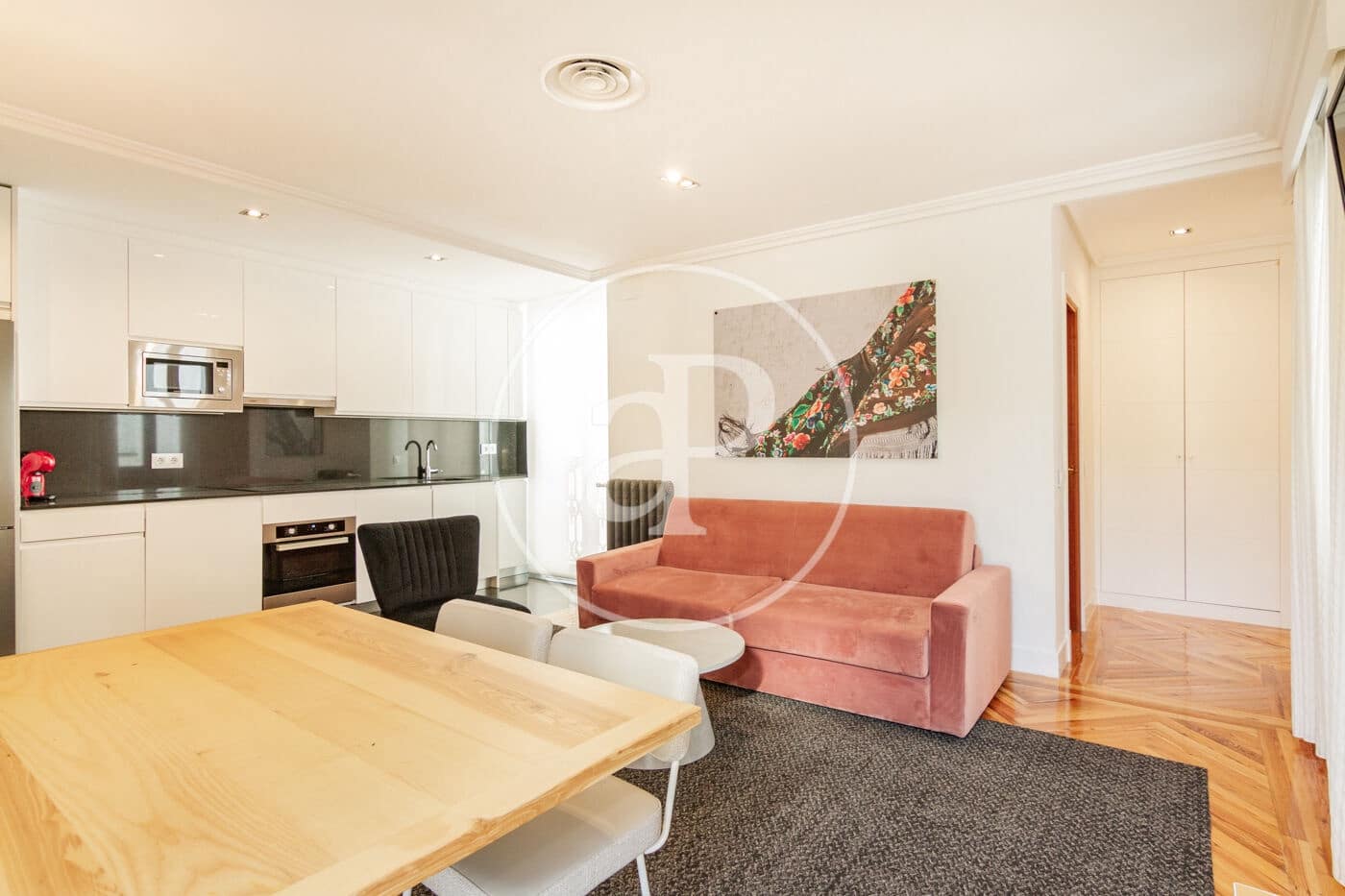 1 soverom Penthouse til leie i Madrid by - € 2 835 (Ref: 8726472)