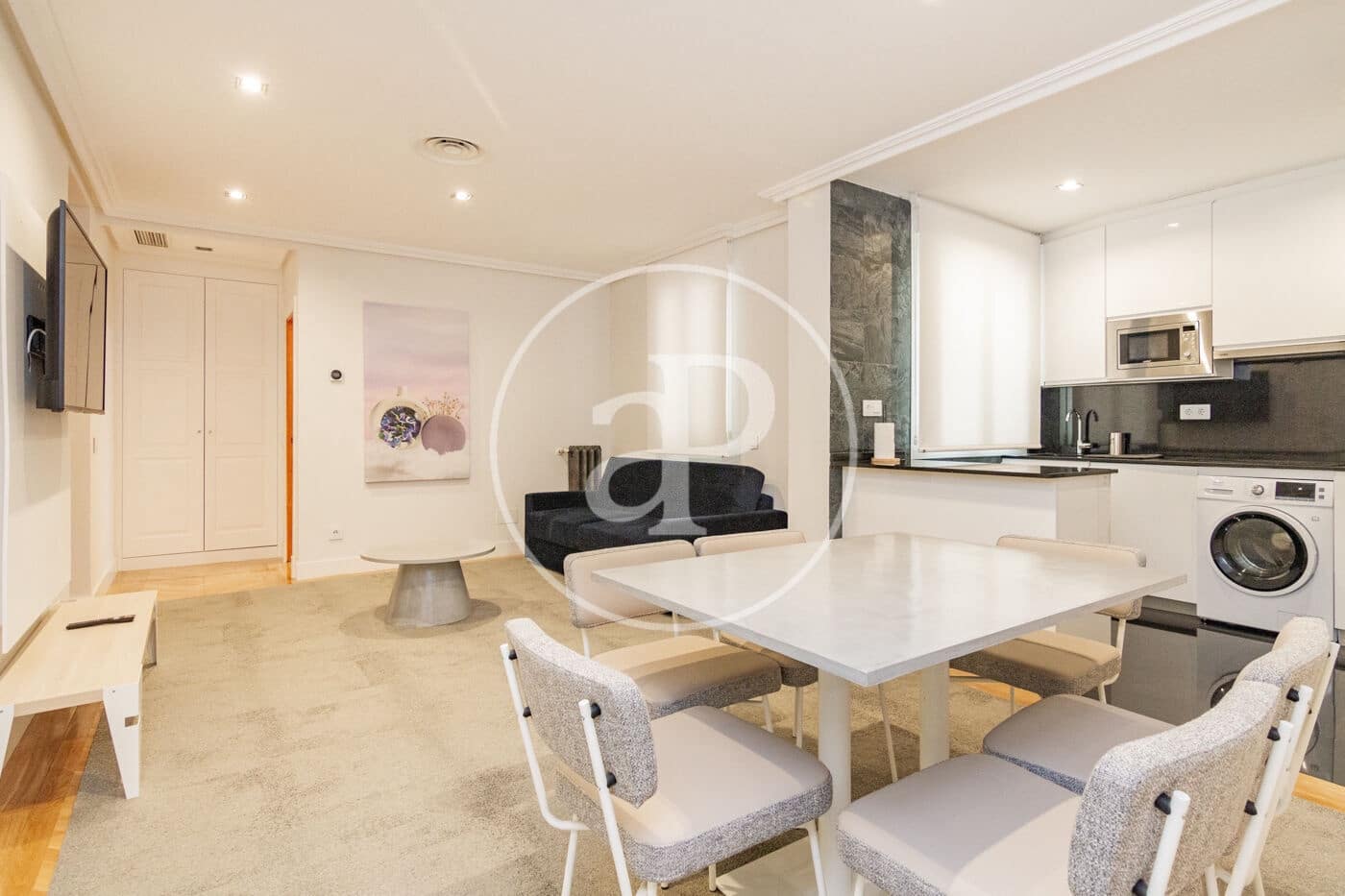 2 soverom Leilighet til leie i Madrid by - € 2 780 (Ref: 8726474)