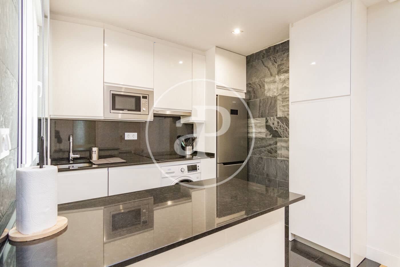 2 soverom Leilighet til leie i Madrid by - € 2 780 (Ref: 8726474)