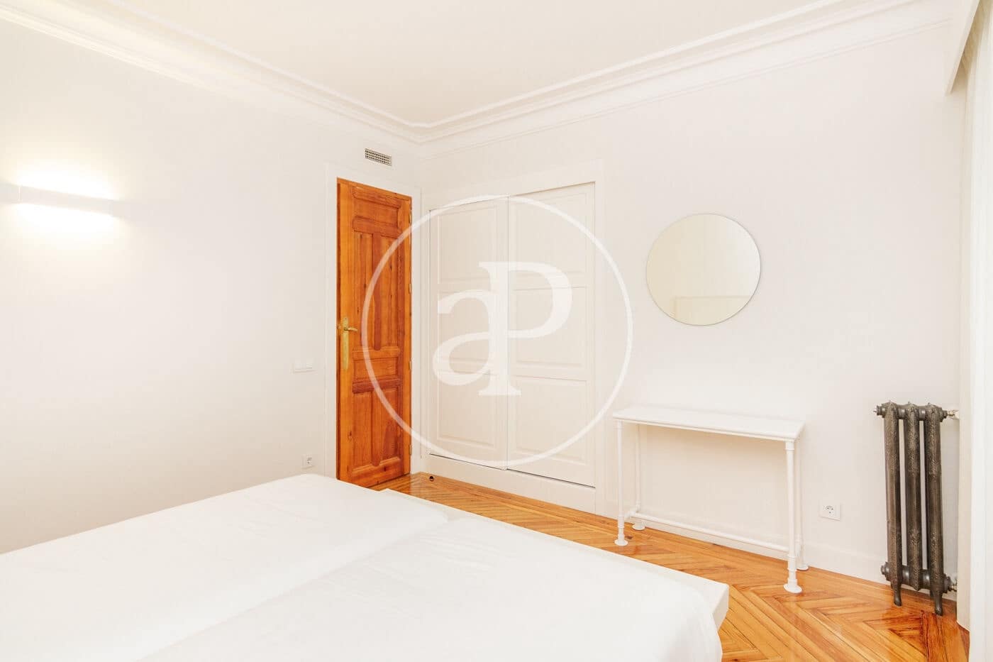 2 soverom Leilighet til leie i Madrid by - € 2 780 (Ref: 8726474)