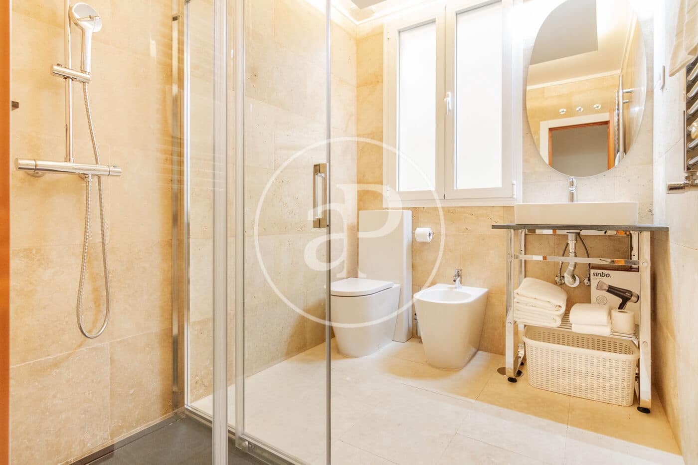 2 soverom Leilighet til leie i Madrid by - € 2 780 (Ref: 8726474)