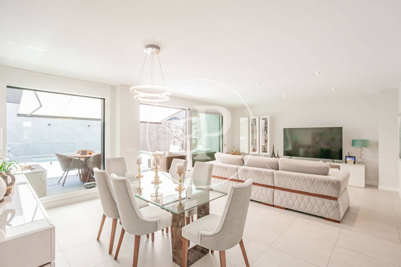 6 quarto Moradia para arrendar em Boadilla del Monte com piscina - 4 500 € (Ref: 8726475)