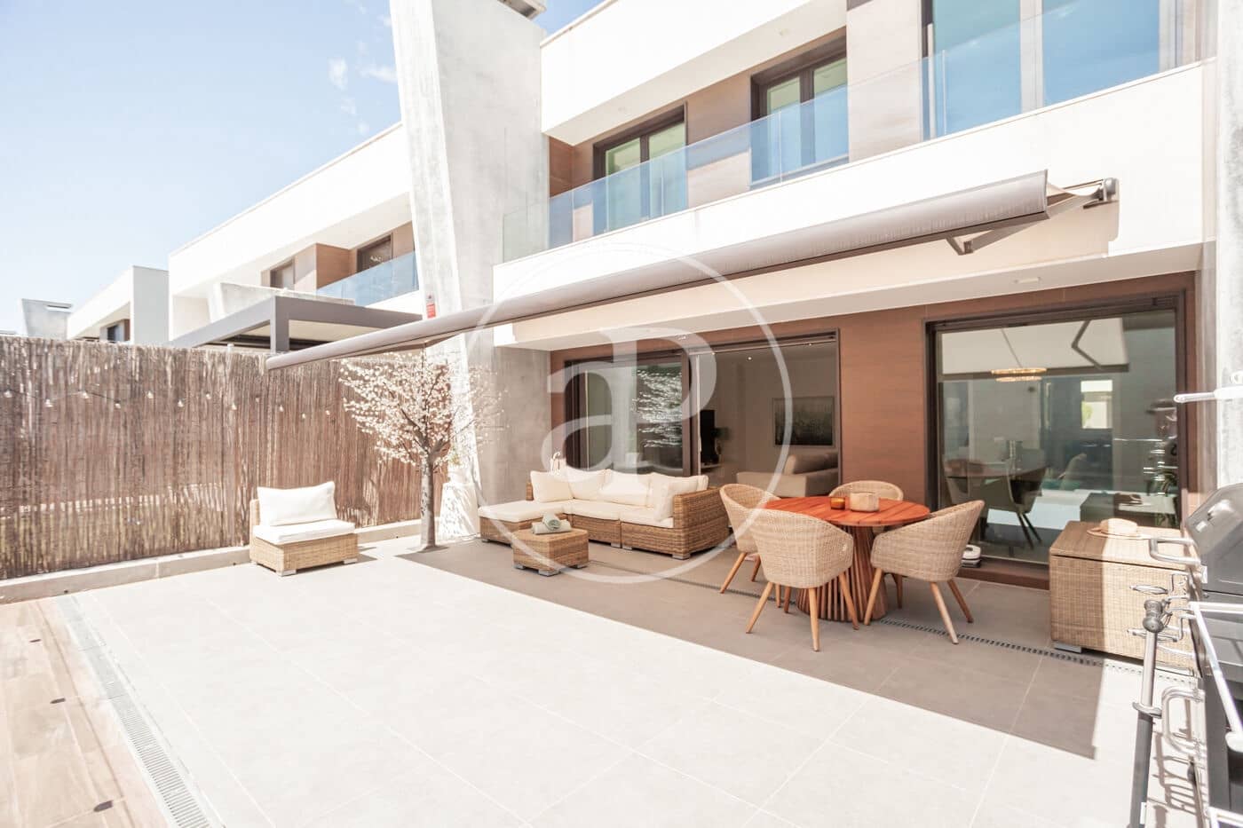 6 quarto Moradia para arrendar em Boadilla del Monte com piscina - 4 500 € (Ref: 8726475)