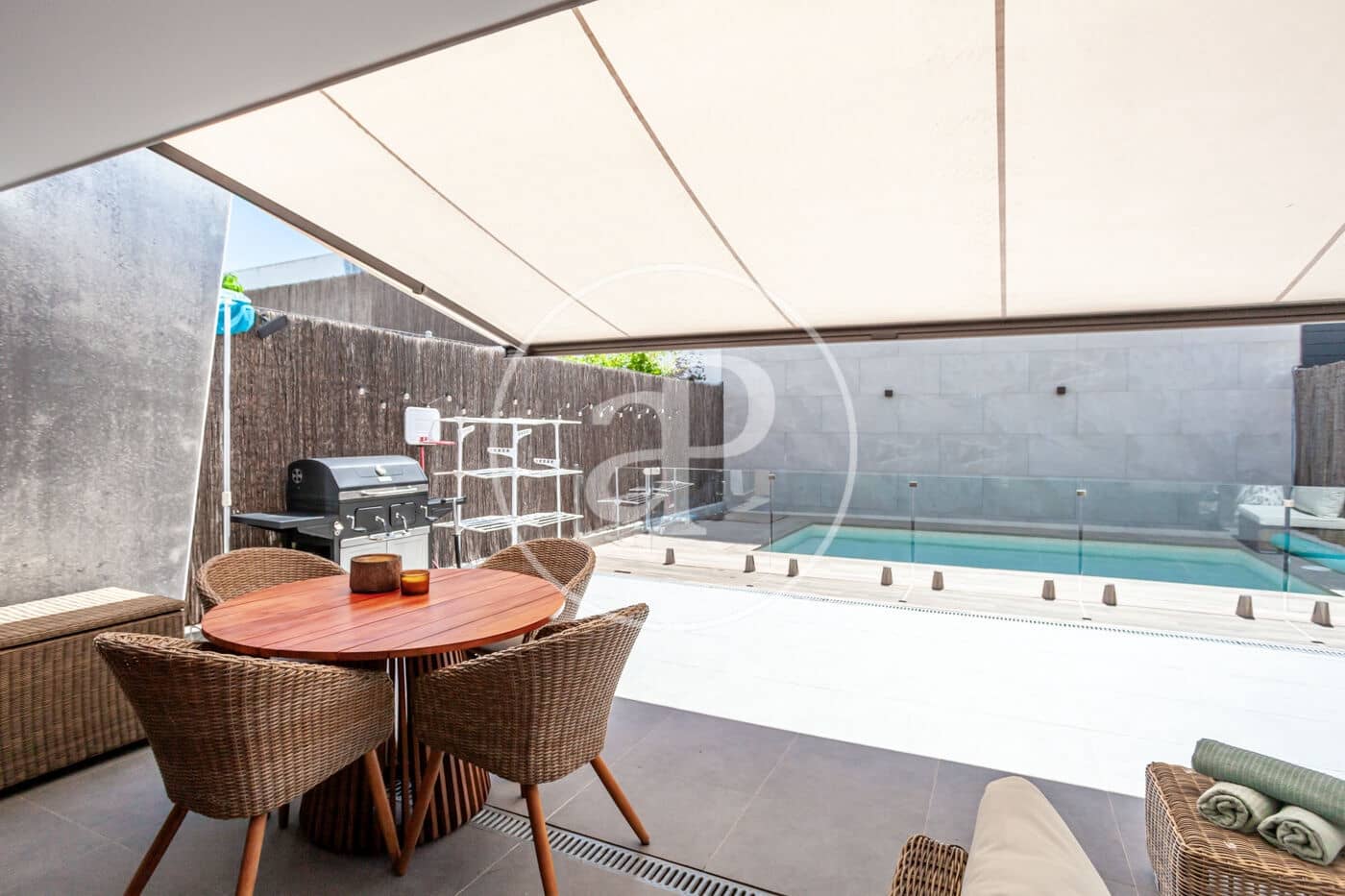 6 quarto Moradia para arrendar em Boadilla del Monte com piscina - 4 500 € (Ref: 8726475)