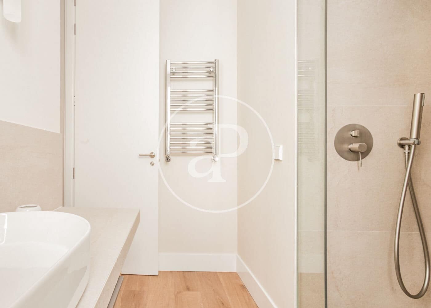 2 soverom Leilighet til leie i Madrid by - € 4 000 (Ref: 8726477)