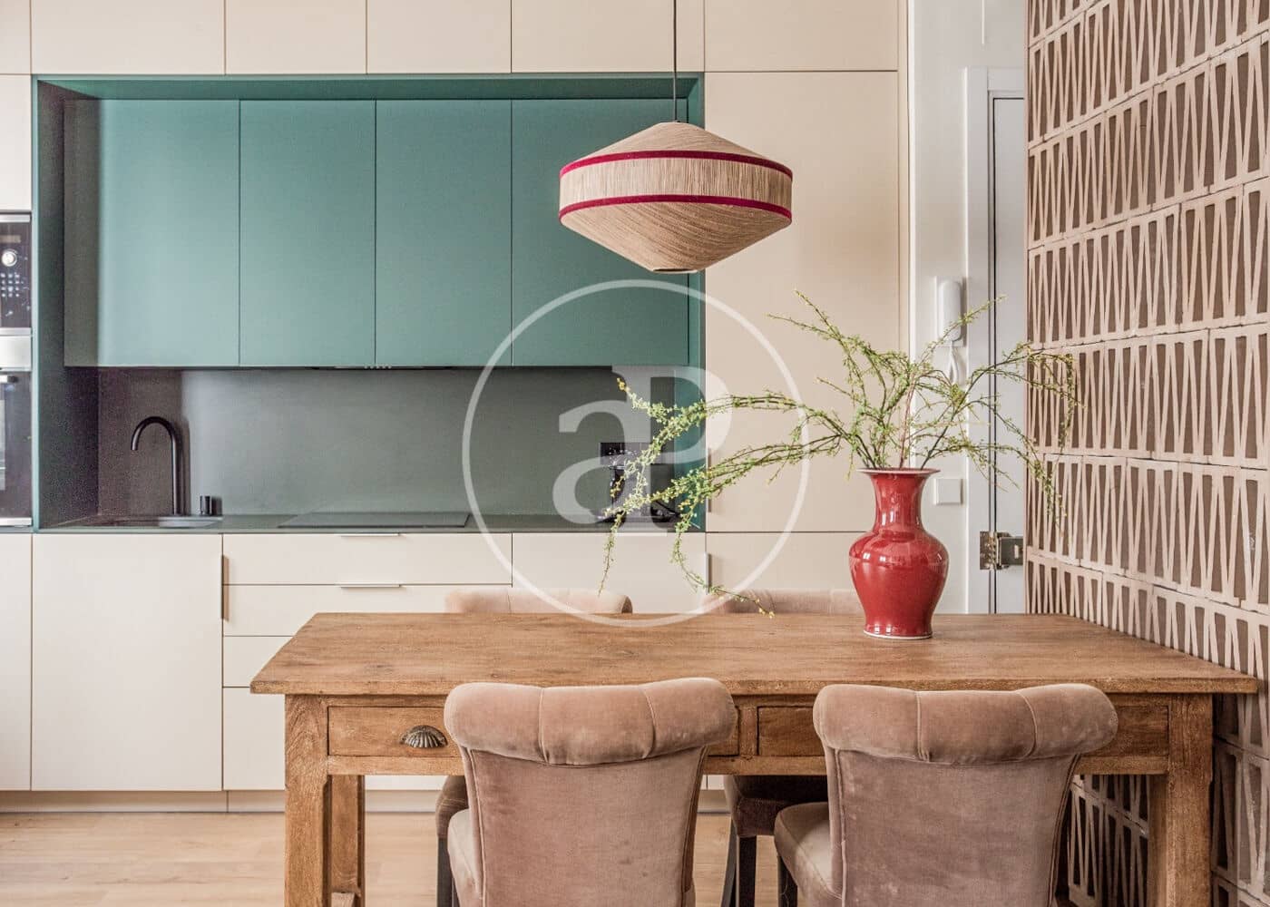 2 soverom Leilighet til leie i Madrid by - € 4 000 (Ref: 8726477)