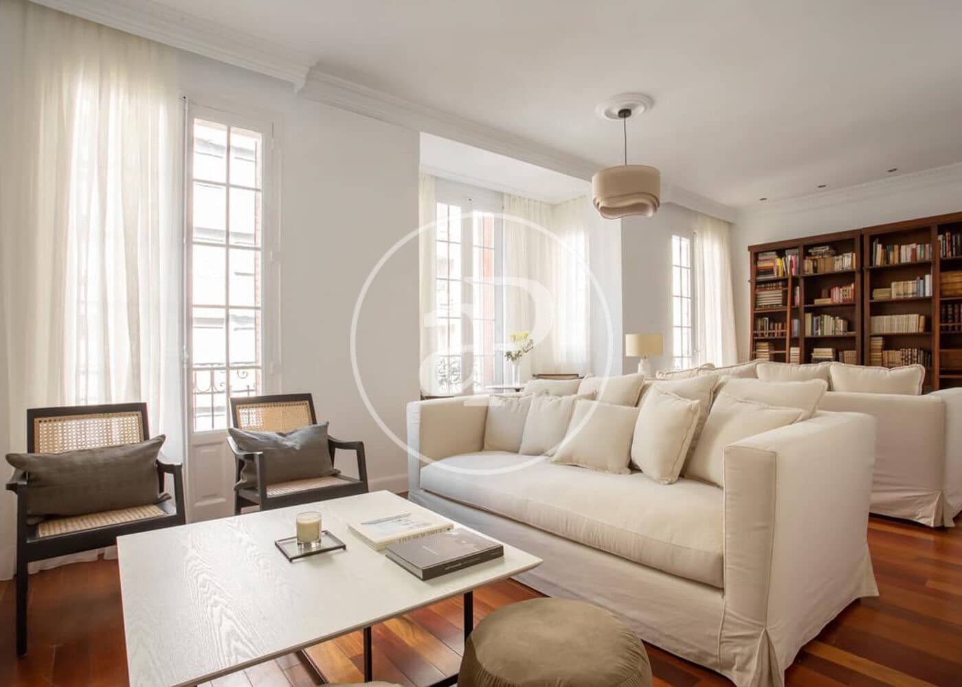 4 soverom Leilighet til leie i Madrid by - € 6 500 (Ref: 8726479)