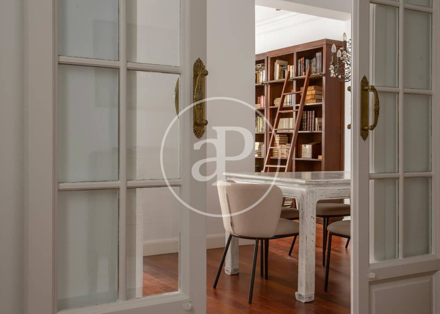 4 soverom Leilighet til leie i Madrid by - € 6 500 (Ref: 8726479)