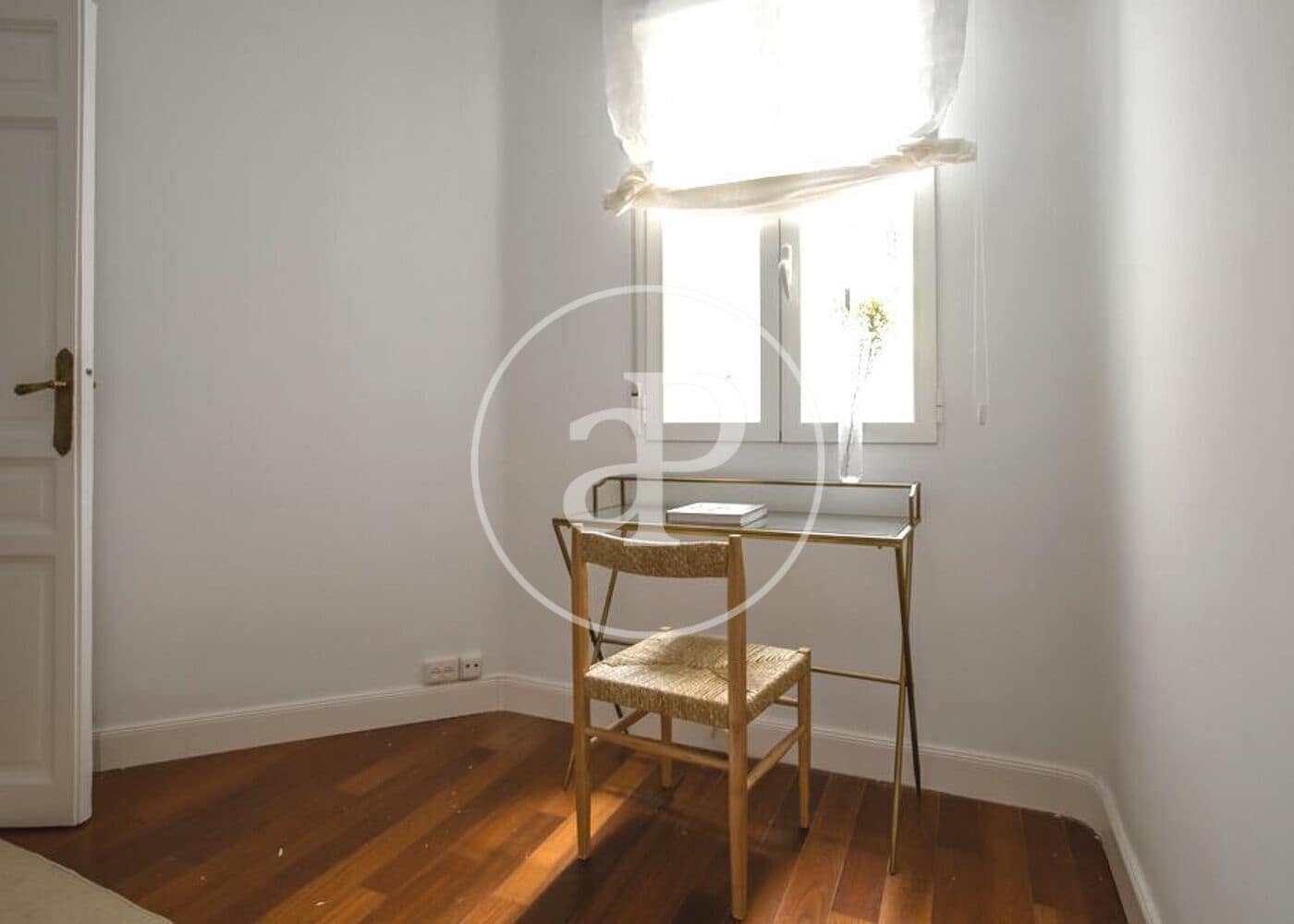 4 soverom Leilighet til leie i Madrid by - € 6 500 (Ref: 8726479)