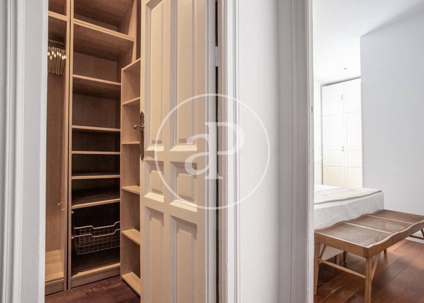 4 soverom Leilighet til leie i Madrid by - € 6 500 (Ref: 8726479)