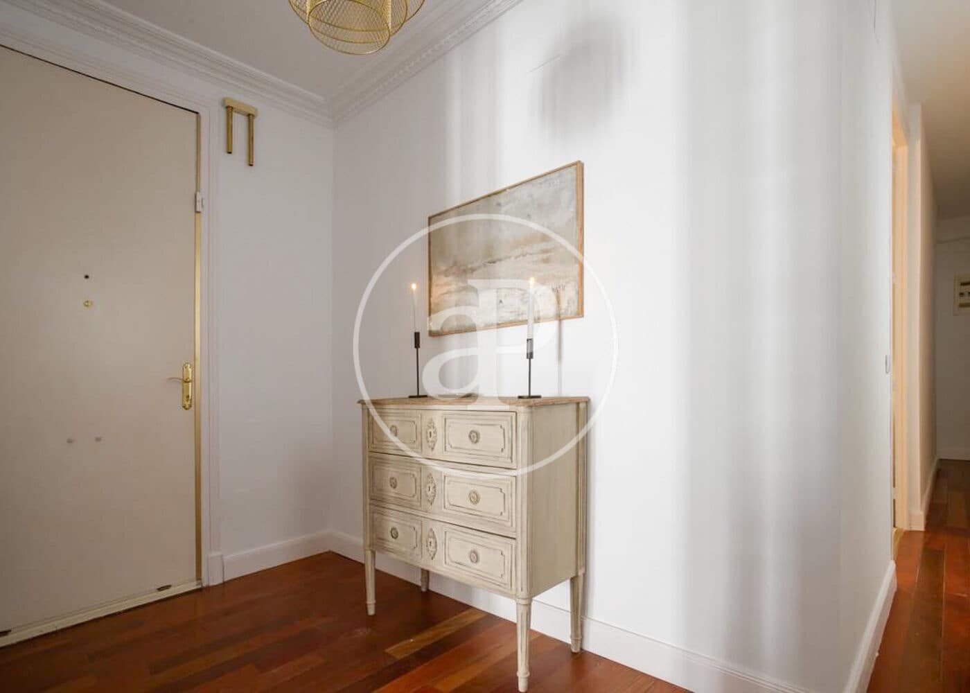 4 soverom Leilighet til leie i Madrid by - € 6 500 (Ref: 8726479)