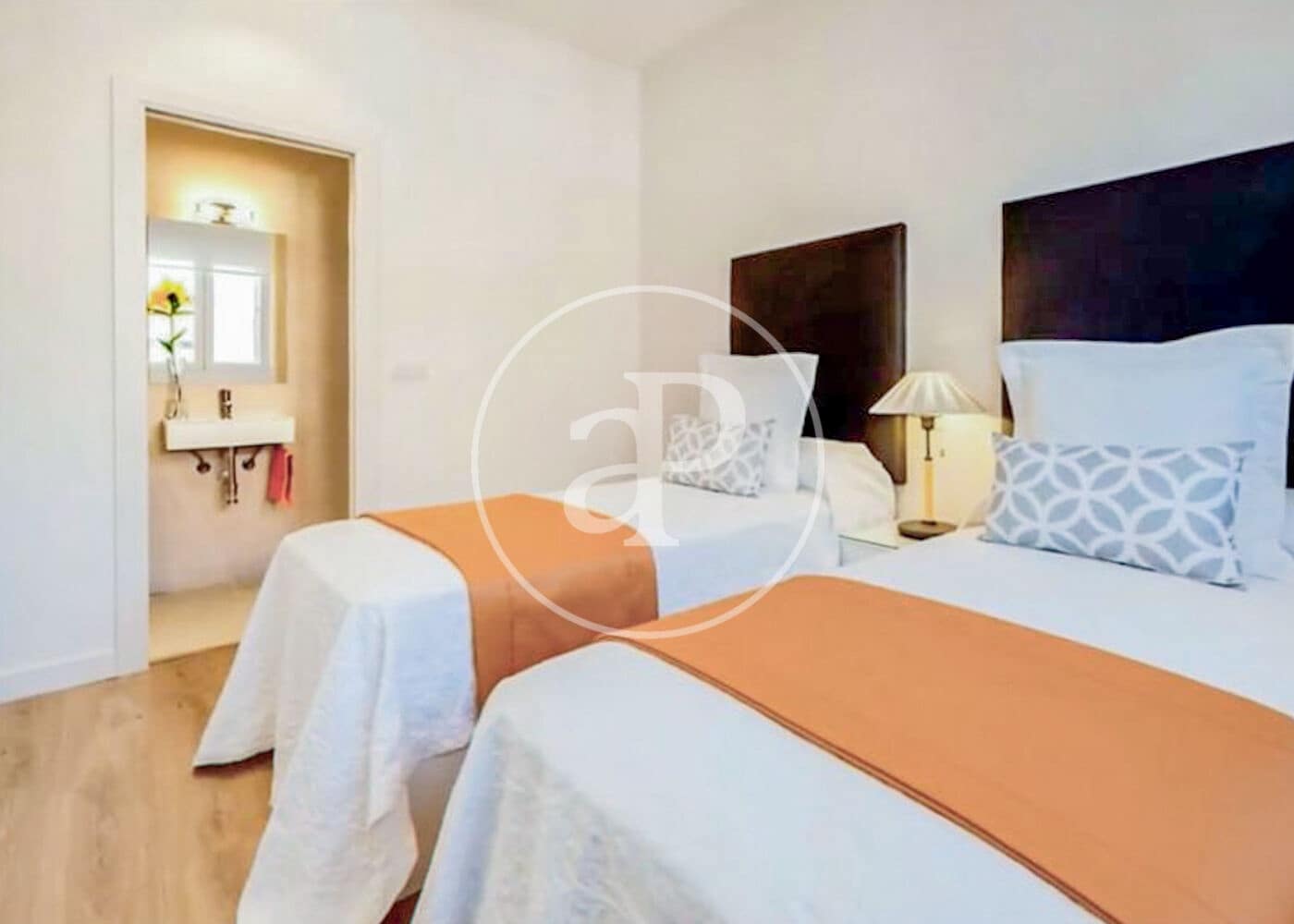 3 bedroom Apartment for rent in Madrid city - € 3,000 (Ref: 8726480)