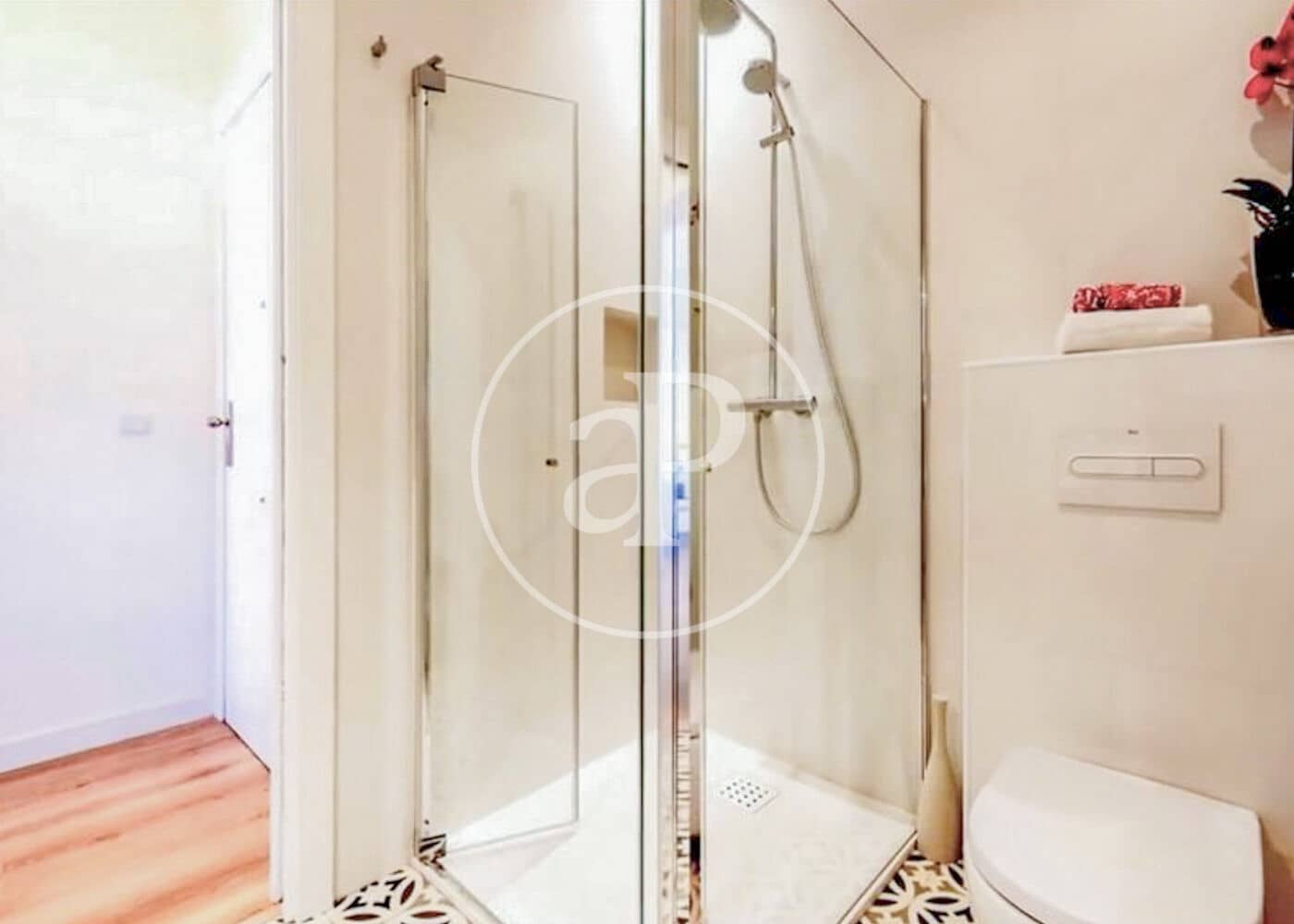 3 bedroom Apartment for rent in Madrid city - € 3,000 (Ref: 8726480)