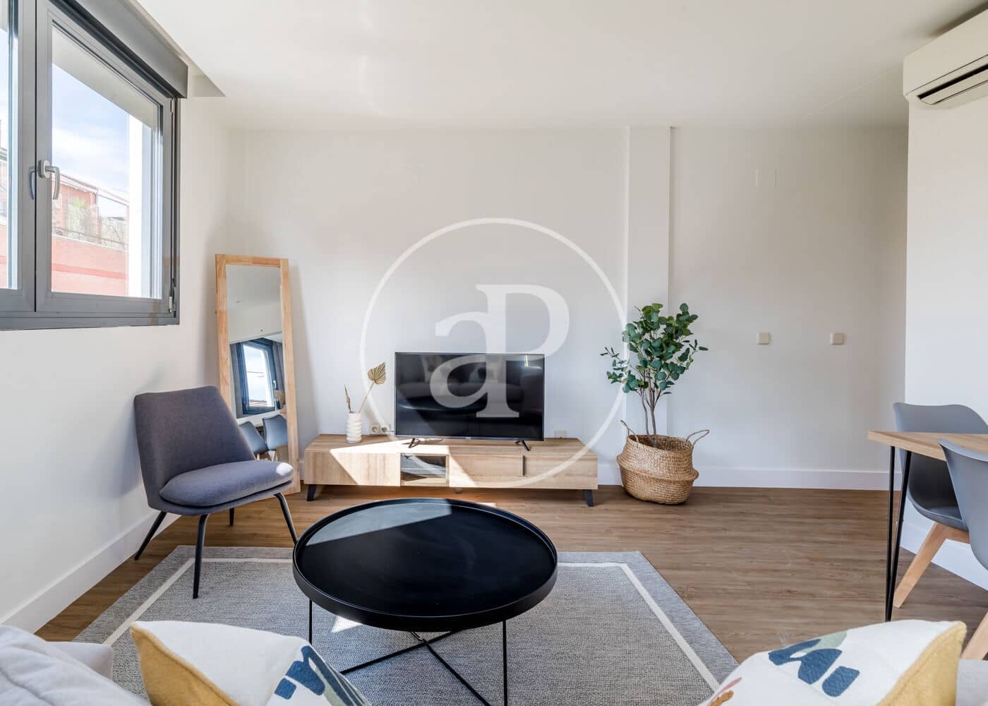 1 soverom Leilighet til leie i Madrid by - € 2 530 (Ref: 8726482)