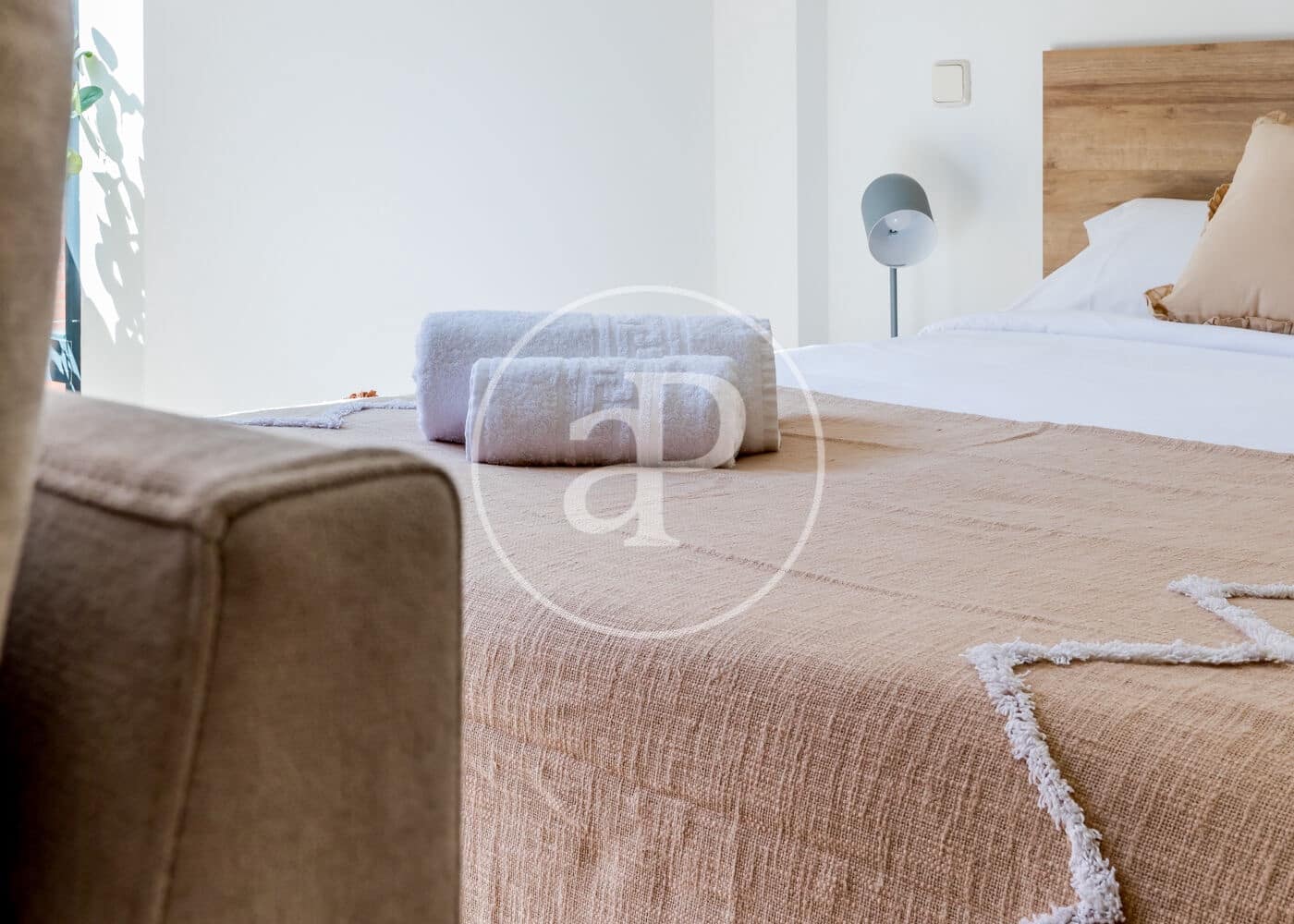 Apartamento para arrendar em Madrid cidade - 2 150 € (Ref: 8726483)