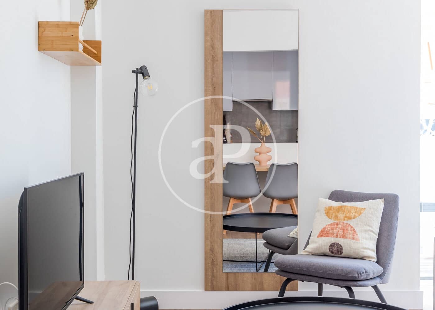 Apartamento para arrendar em Madrid cidade - 2 150 € (Ref: 8726483)