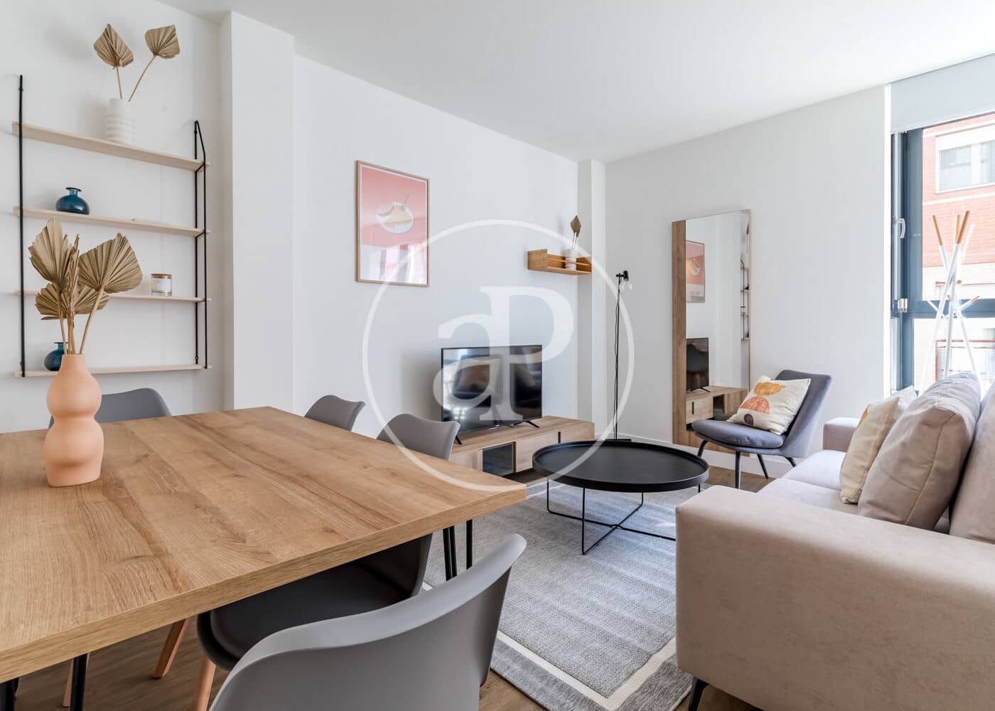 Apartamento para arrendar em Madrid cidade - 2 150 € (Ref: 8726483)