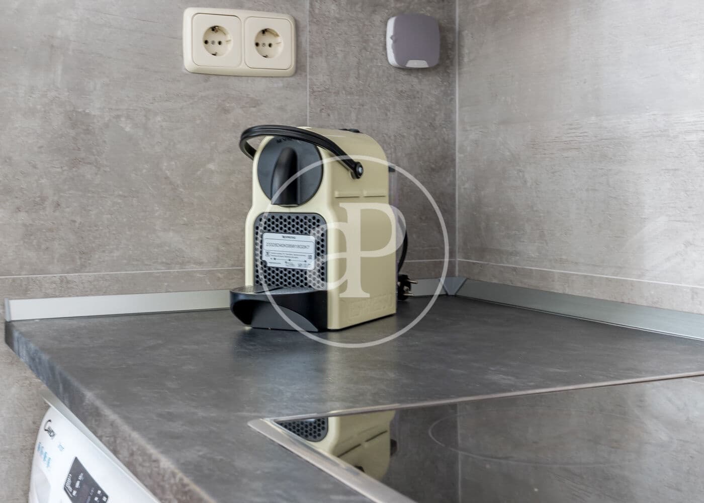 Apartamento para arrendar em Madrid cidade - 2 150 € (Ref: 8726483)