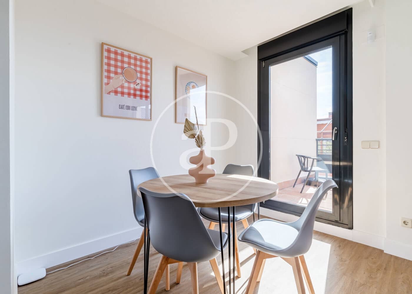 1 sovrum Lägenhet att hyra i Madrid stad - 2 690 € (Ref: 8726485)