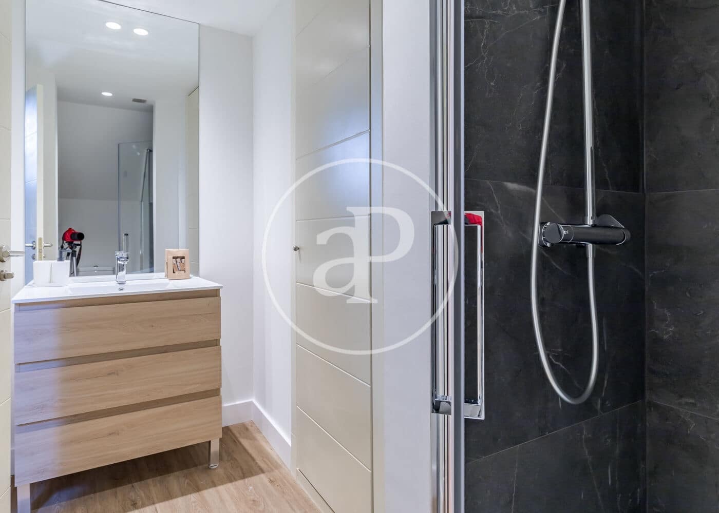 1 sovrum Lägenhet att hyra i Madrid stad - 2 690 € (Ref: 8726485)