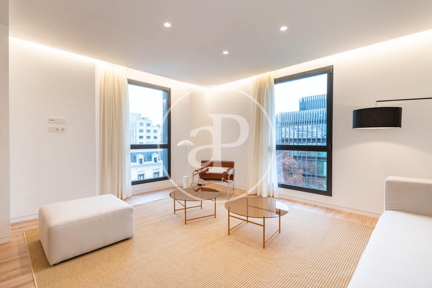 2 soveværelse Lejlighed til leje i Madrid by - € 4.840 (Ref: 8726491)