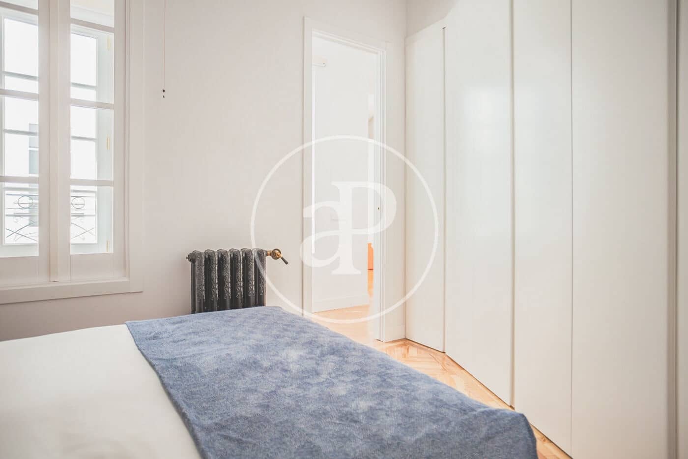 3 soverom Leilighet til leie i Madrid by - € 8 000 (Ref: 8726497)