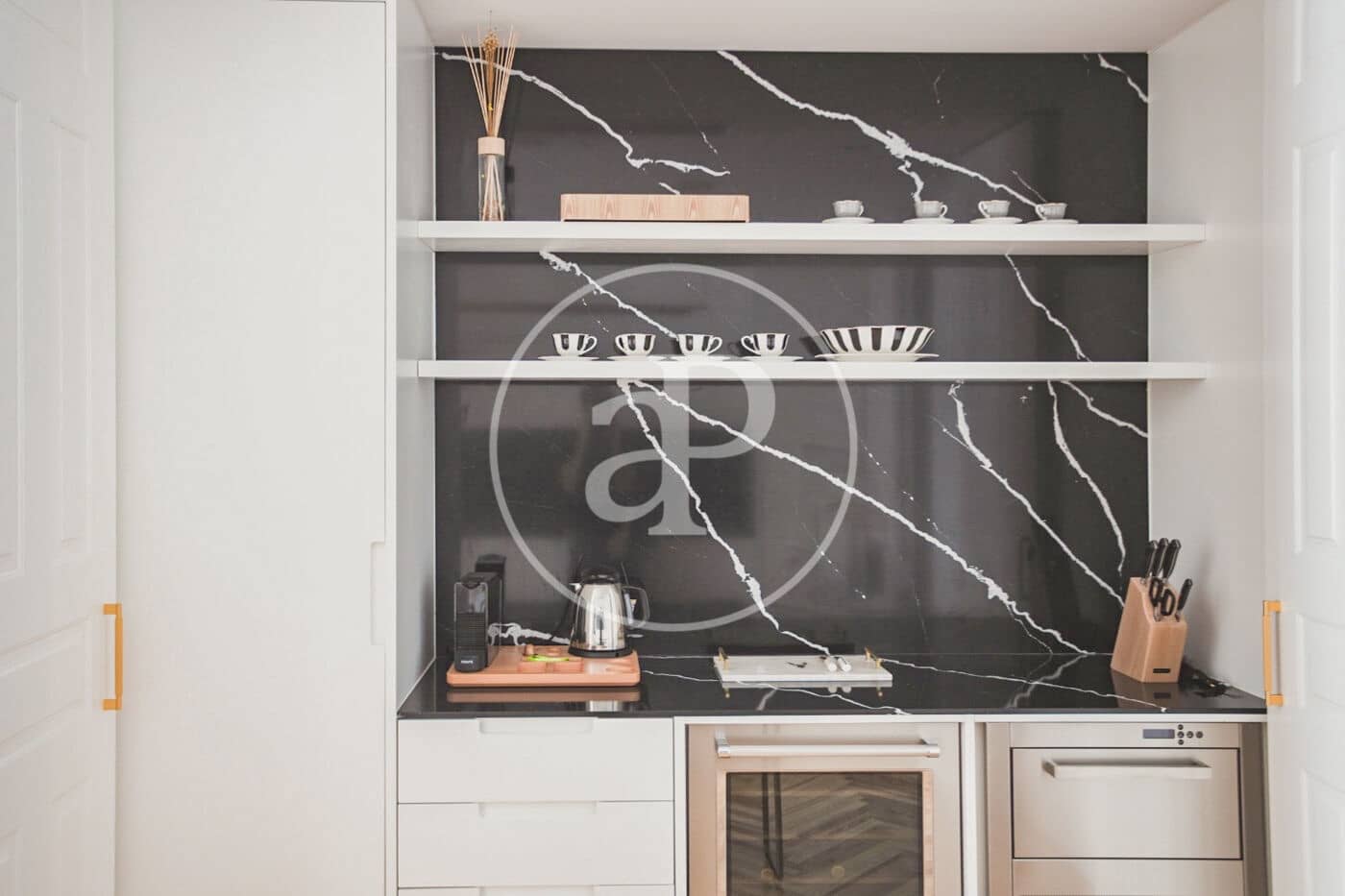 3 soverom Leilighet til leie i Madrid by - € 8 000 (Ref: 8726497)