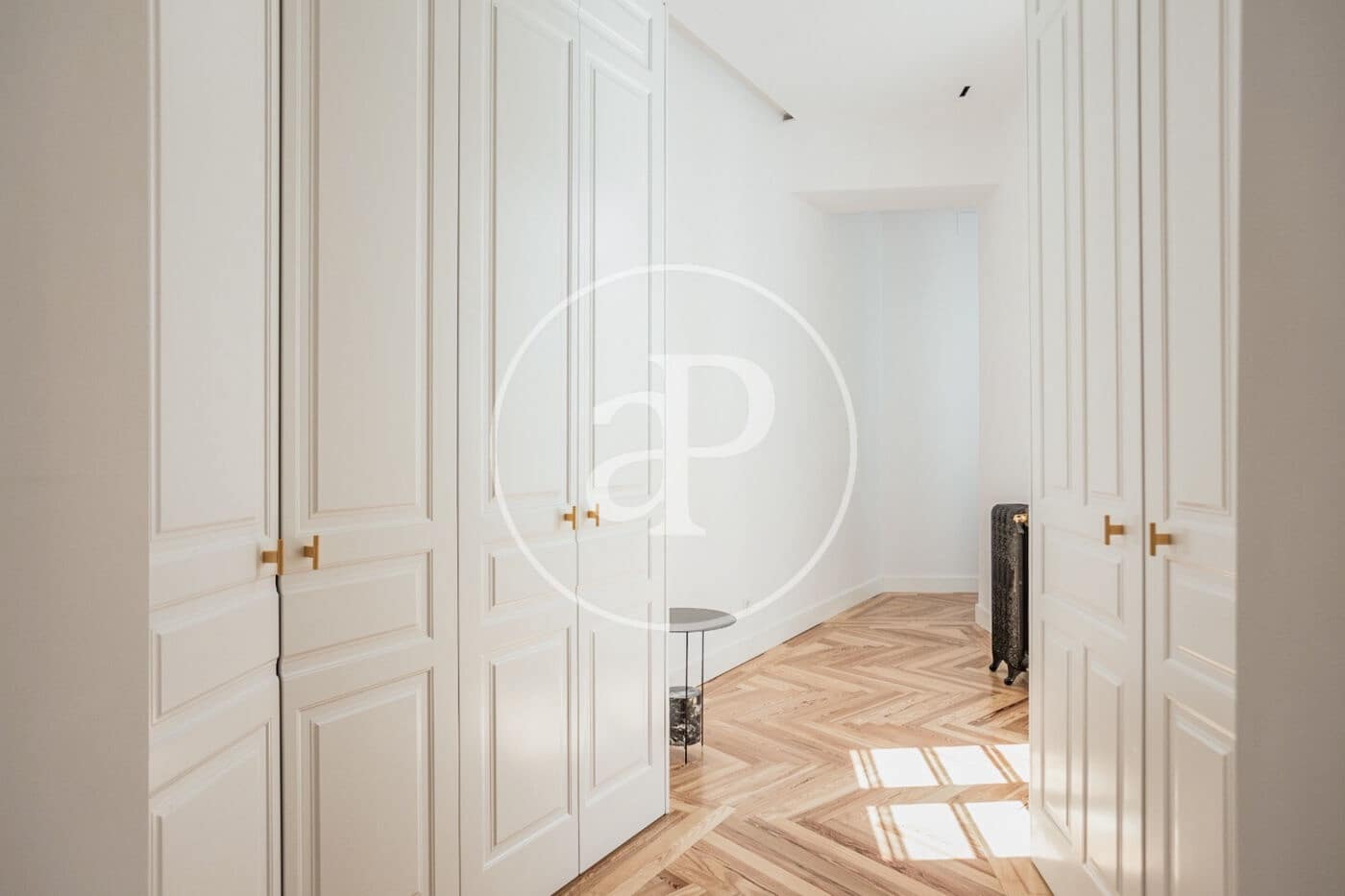 3 soverom Leilighet til leie i Madrid by - € 8 000 (Ref: 8726497)