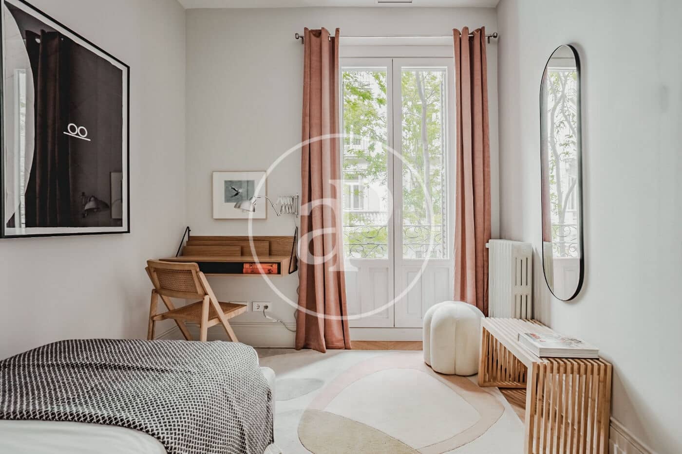 4 soveværelse Lejlighed til leje i Madrid by - € 11.500 (Ref: 8726499)