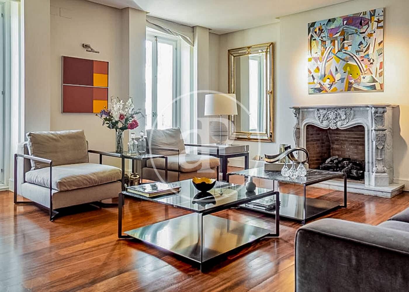 3 slaapkamer Appartement te huur in Madrid stad - € 8.000 (Ref: 8726501)