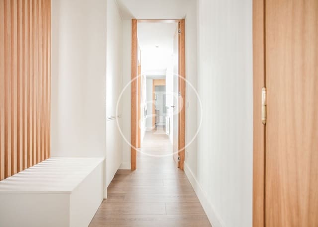 3 soveværelse Lejlighed til leje i Almagro, Madrid by - € 4.500 (Ref: 8726503)