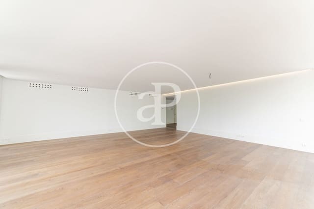 4 soveværelse Lejlighed til leje i Castellana, Madrid by med swimmingpool - € 25.000 (Ref: 8726504)