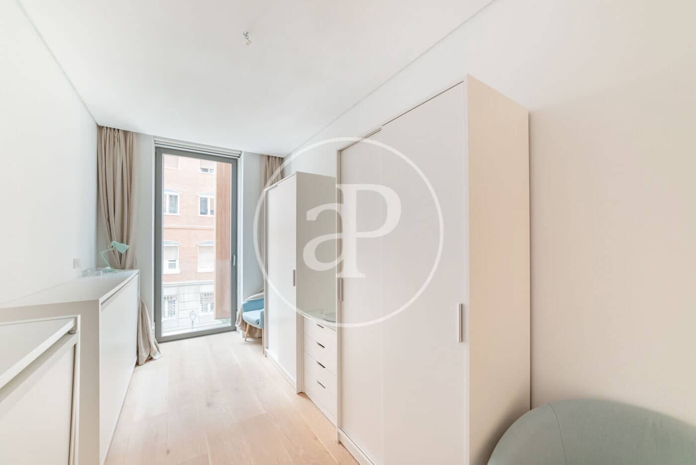 4 soveværelse Lejlighed til leje i Madrid by med swimmingpool - € 25.000 (Ref: 8726504)