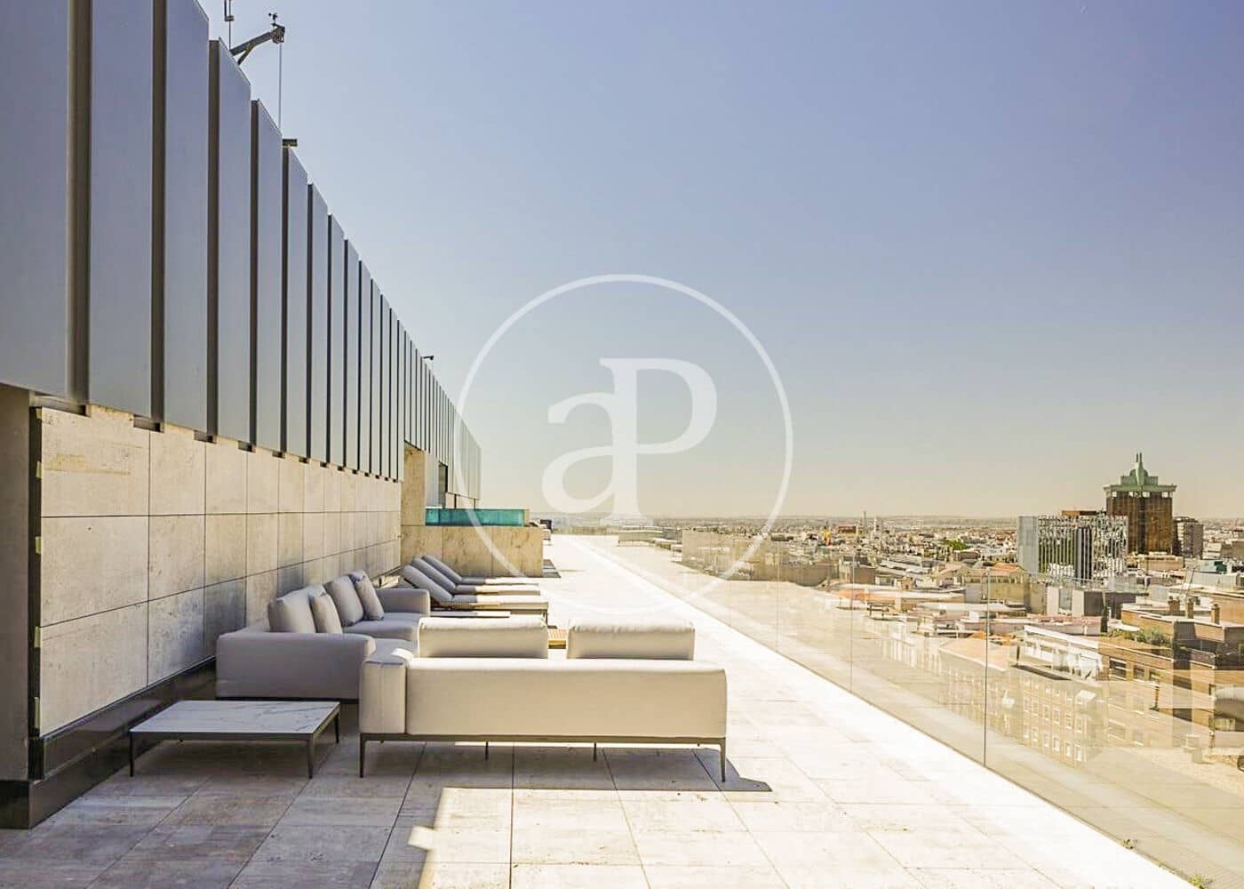 4 soveværelse Lejlighed til leje i Madrid by med swimmingpool - € 25.000 (Ref: 8726504)