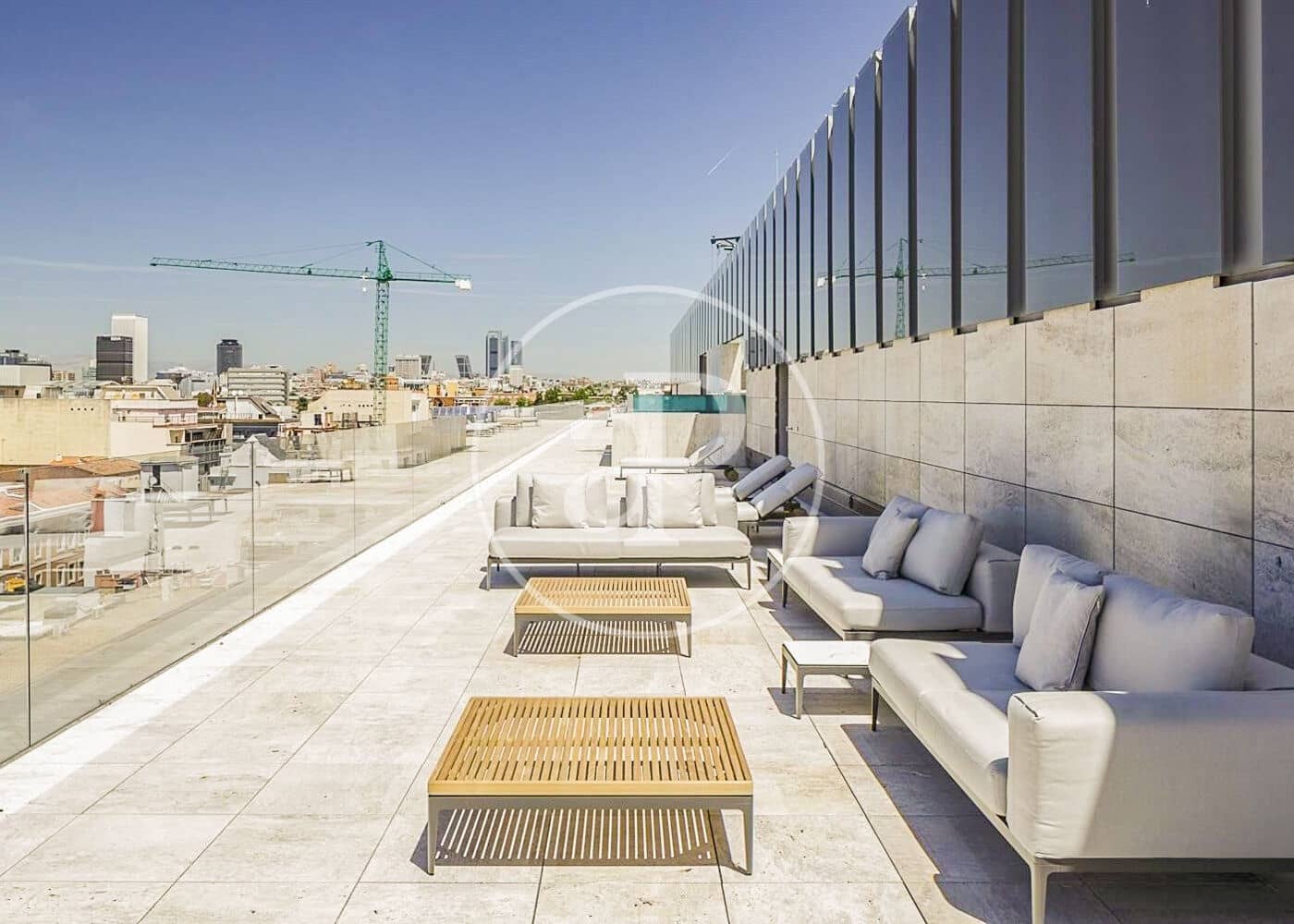 4 soveværelse Lejlighed til leje i Madrid by med swimmingpool - € 25.000 (Ref: 8726504)