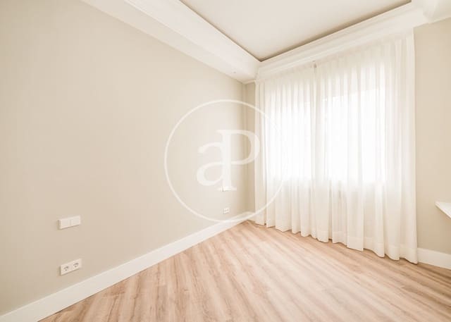 Apartamento de 4 habitaciones en Castellana, Madrid ciudad en alquiler - 14.500 € (Ref: 8726511)
