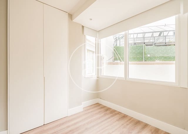 Apartamento de 4 habitaciones en Castellana, Madrid ciudad en alquiler - 14.500 € (Ref: 8726511)