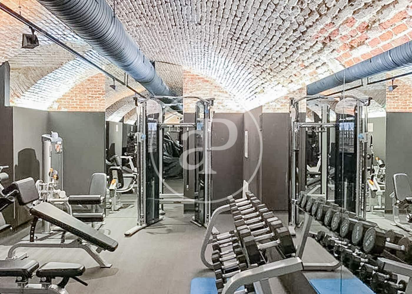 2 soveværelse Lejlighed til leje i Madrid by med swimmingpool - € 5.600 (Ref: 8726512)