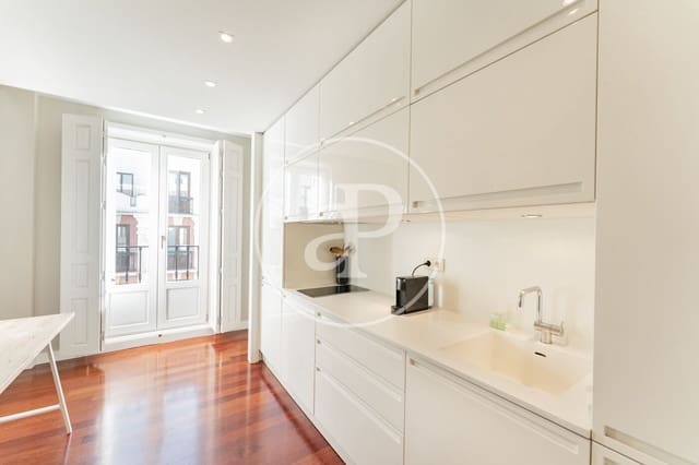 2 soverom Leilighet til leie i Castellana, Madrid by - € 4 900 (Ref: 8726513)