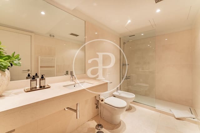 2 soverom Leilighet til leie i Castellana, Madrid by - € 4 900 (Ref: 8726513)