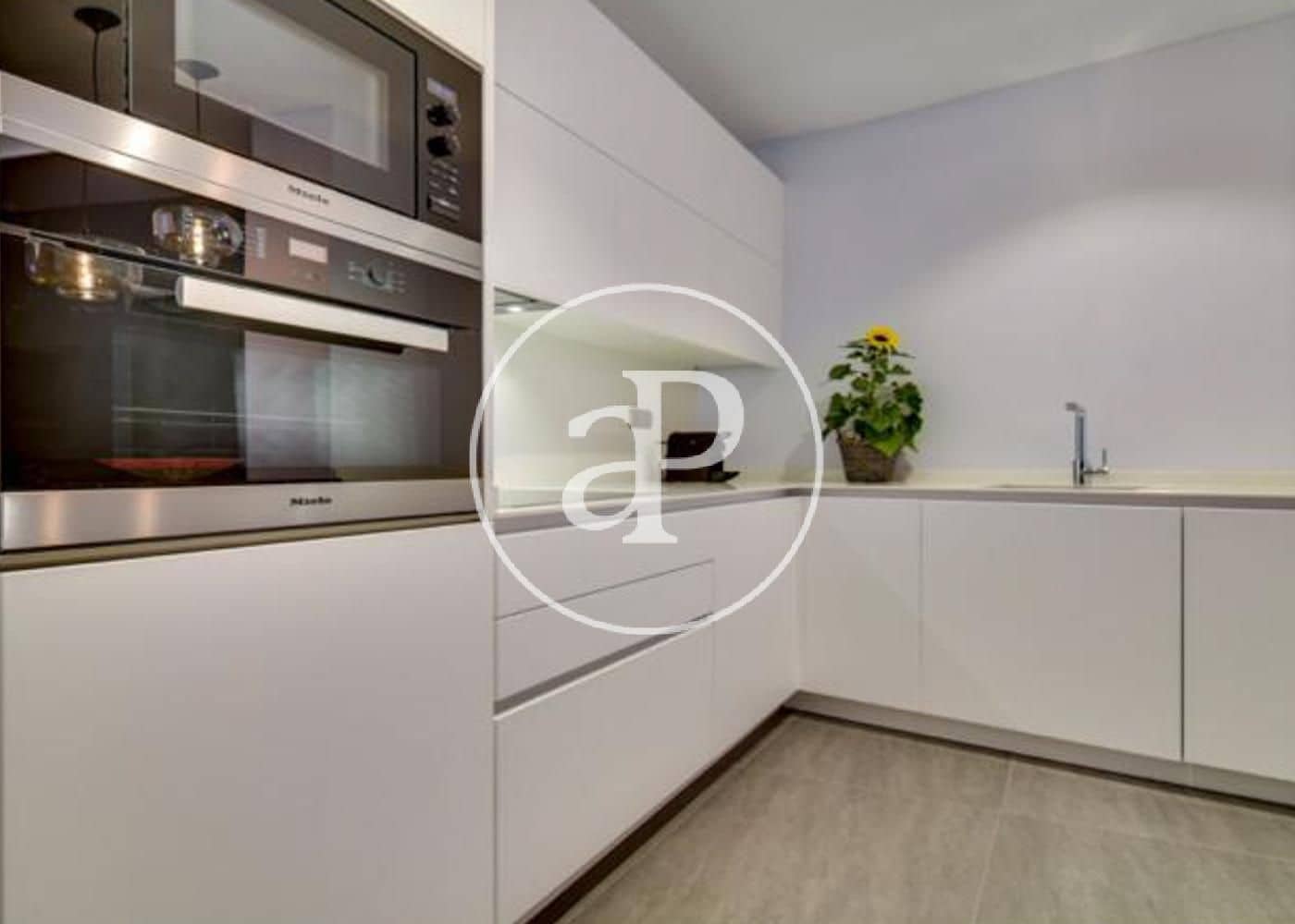2 sovrum Lägenhet att hyra i Madrid stad - 4 500 € (Ref: 8726514)