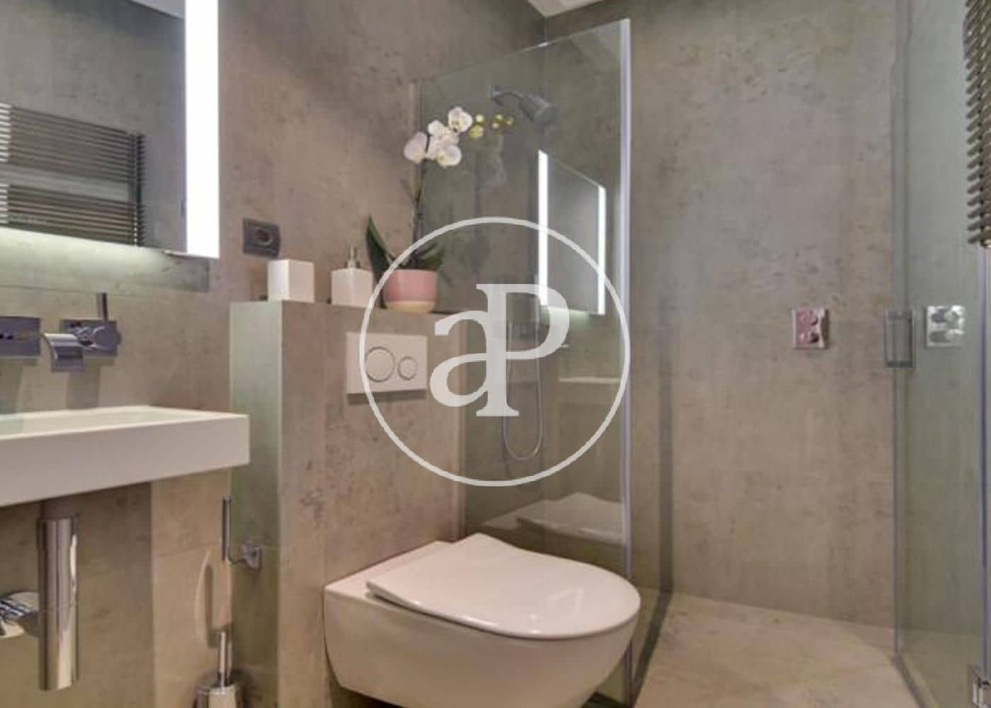 2 sovrum Lägenhet att hyra i Madrid stad - 4 500 € (Ref: 8726514)