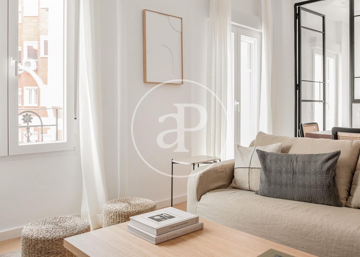 3 quarto Apartamento para arrendar em Madrid cidade - 4 600 € (Ref: 8726517)